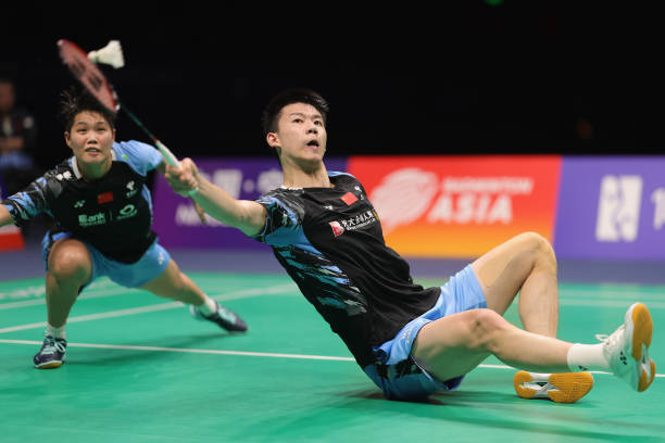 羽毛球拍U数影响手感吗？学生选购避坑指南