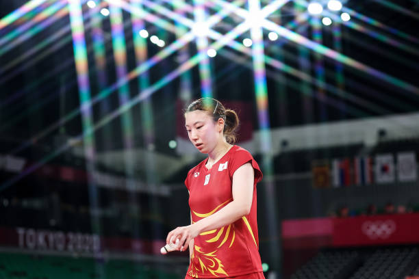 室内与室外羽毛球场尺寸标准对比及适用场景