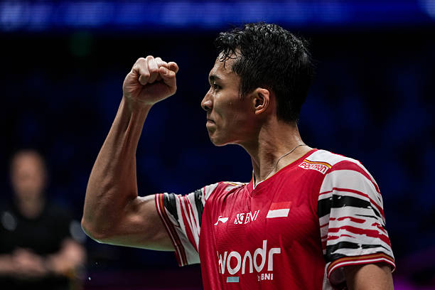 从网高到网宽：羽毛球网的标准尺寸全解析