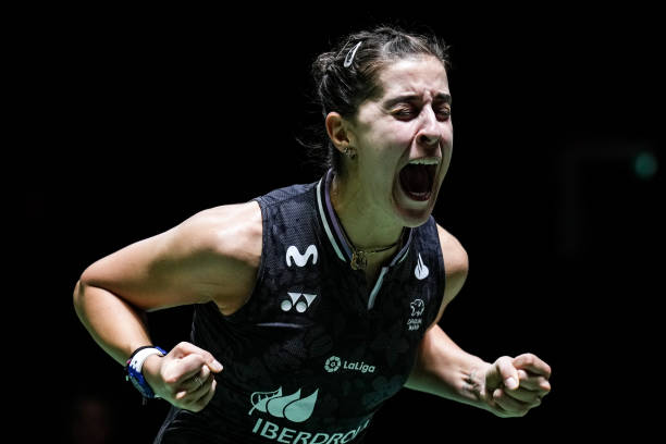 羽毛球发球实战技巧:如何让对手措手不及?