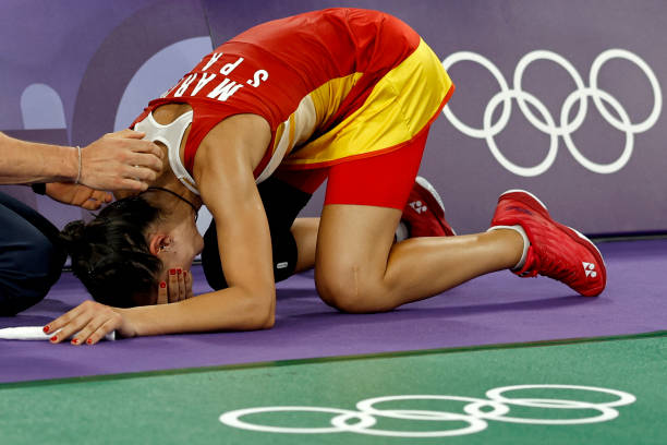 羽毛球单打比赛分数常见问题解答:争议判罚与规则误区