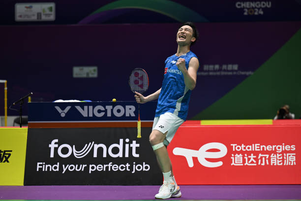 羽毛球基础动作全解析：12个技巧视频教学