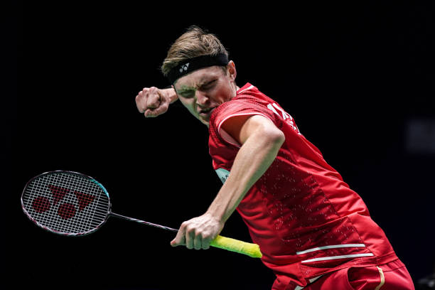 碳纤维羽毛球拍质量对比：哪款更耐用？