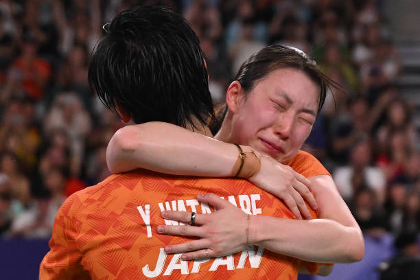 羽毛球初学者指南：掌握基本规则与战术运用