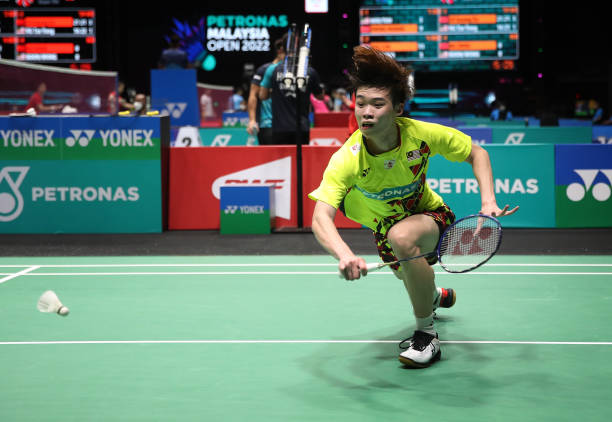 如何判断羽毛球场地是否标准?尺寸与面积对照表