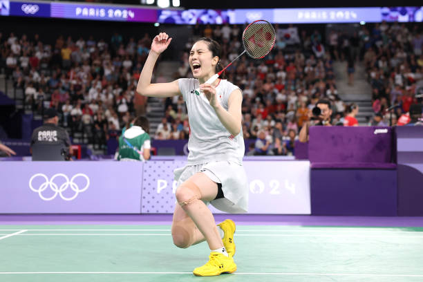 羽毛球基础步伐与击球动作的配合技巧