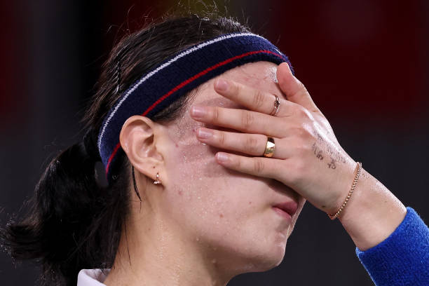 羽毛球双打发球界限详解：这些规则你都知道吗？