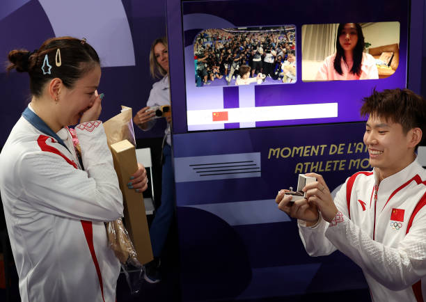 标准羽毛球场地照明要求:避免眩光与阴影的布光技巧