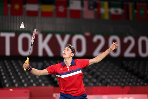 羽毛球战术解析:TKU选手的制胜秘诀