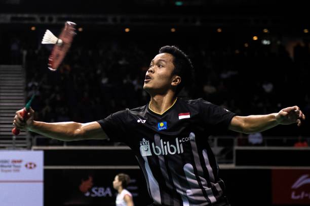 羽毛球步伐图解：掌握前后场移动的关键技巧