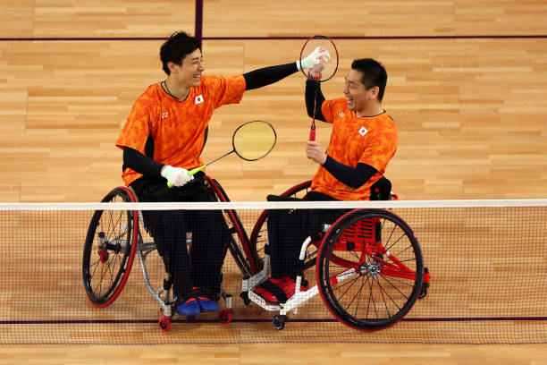 学生党如何选择羽毛球拍?U数详解与推荐