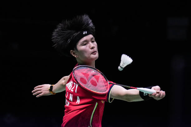 谌龙世界排名历史回顾:从巅峰到低谷的竞技之路