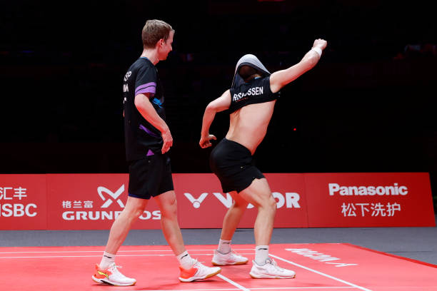 双打必看！羽毛球发球顺序及轮换规则全解析