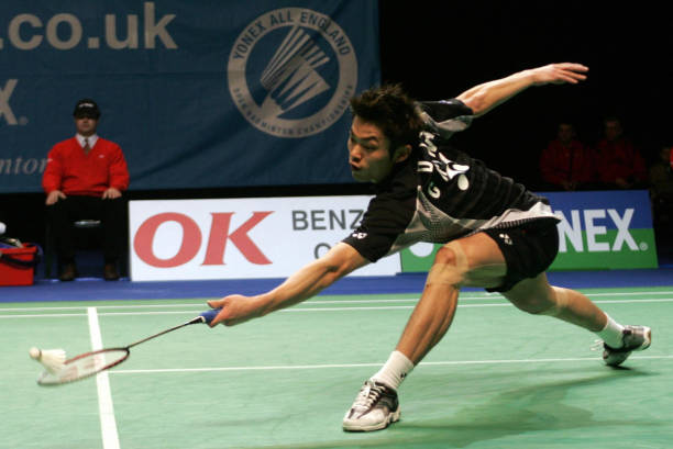 VSE羽毛球装备测评:球拍、球鞋与球线如何选择?