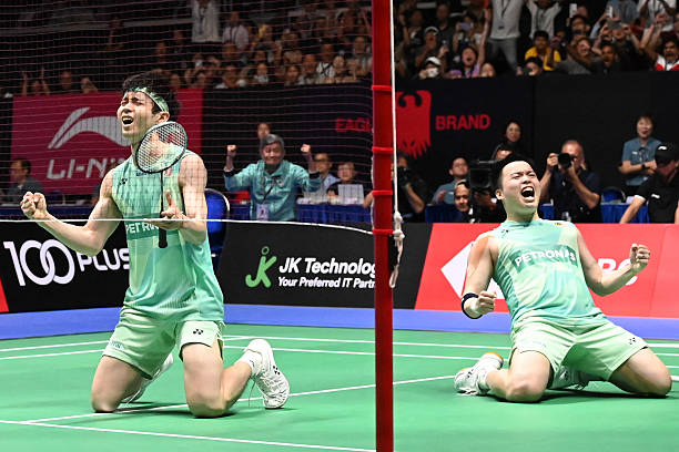 羽毛球比赛常见犯规解析：高清视频教程全集