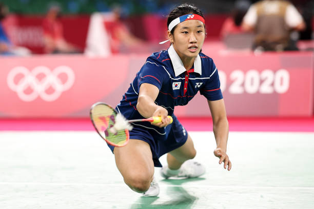 羽毛球网前技术教案:搓球、放网与扑球技巧