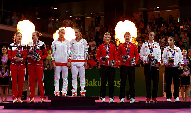 蔡侑玎的球拍选择逻辑:如何根据打法挑选合适装备