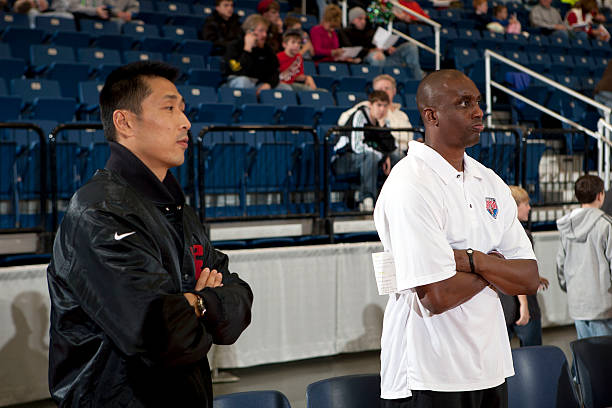 哈登受伤细节曝光:伤势严重程度如何?