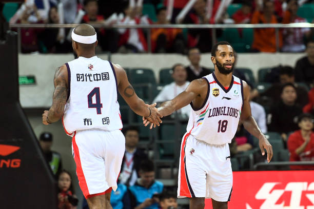 NBA小前锋进化史:从防守尖兵到全能核心的转变