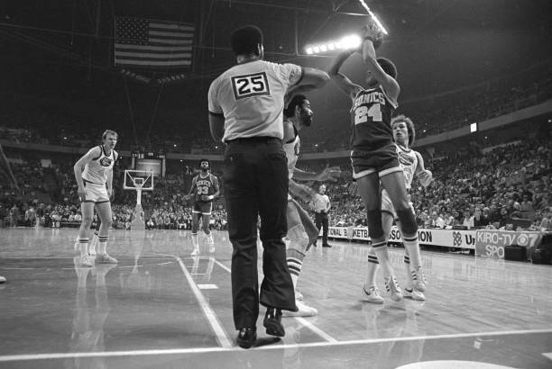 全能型得分后卫:攻防一体的历史排名