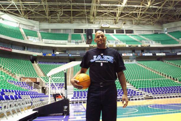 小奥尼尔职业生涯是否获得过总冠军戒指?