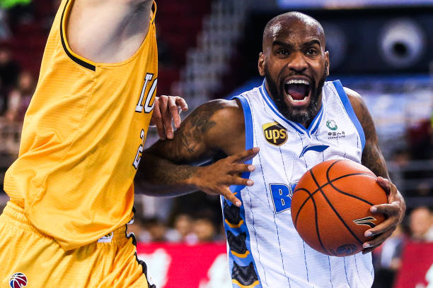 热血与坚持：九球直播免费体育直播nba赛事在线观看传递的体育精神与人生哲理