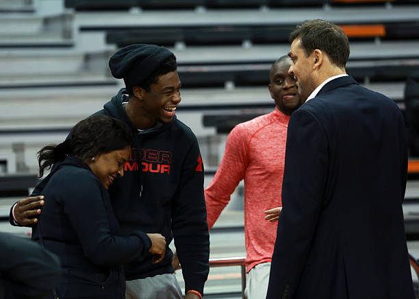 贾巴尔vs乔丹:六次MVP与五次MVP的历史地位之争