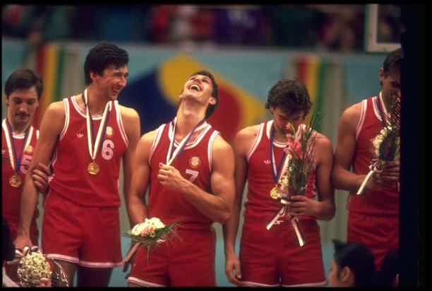 篮板下沿框的长度如何测量？