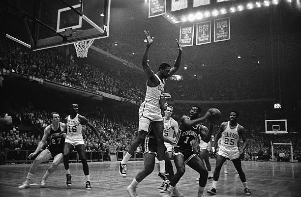 收球第一步：详解“第0步”概念对带球走规则的影响