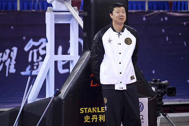 哈登五十佳球：重温那些改变比赛的瞬间