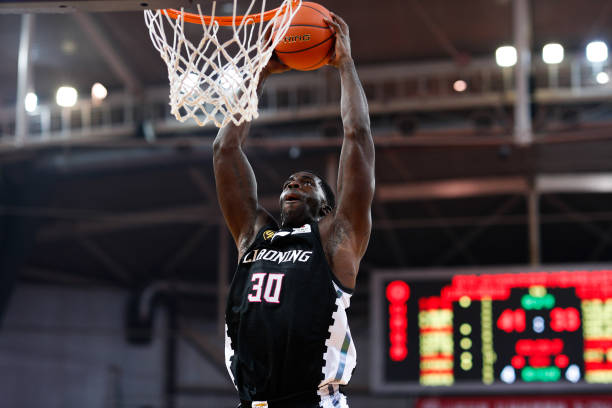 总决赛场次安排:如何平衡竞技性与商业性?