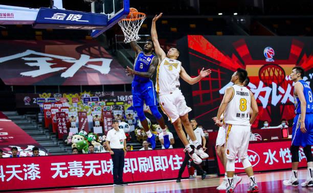 NBA总决赛第三场视频回放:逆转时刻与绝杀瞬间