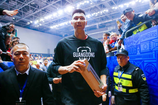 阻挡犯规后投篮命中是否算分？篮球规则深度解析