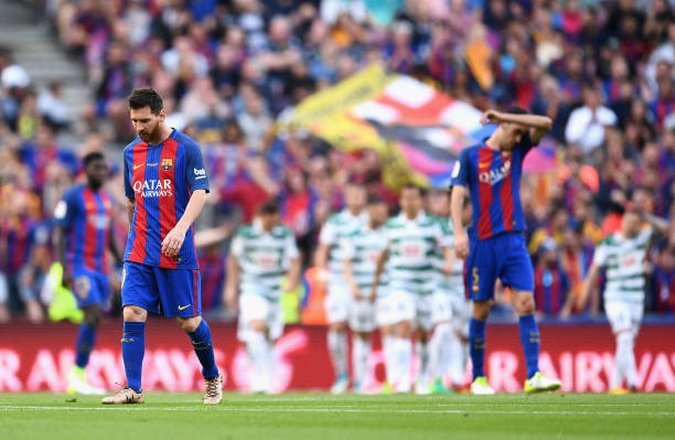 从商业到竞技：德甲法甲保持18队规模的深层原因