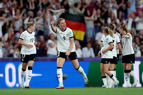 如何用好马特乌斯?实况足球中他的最佳位置与数值优势