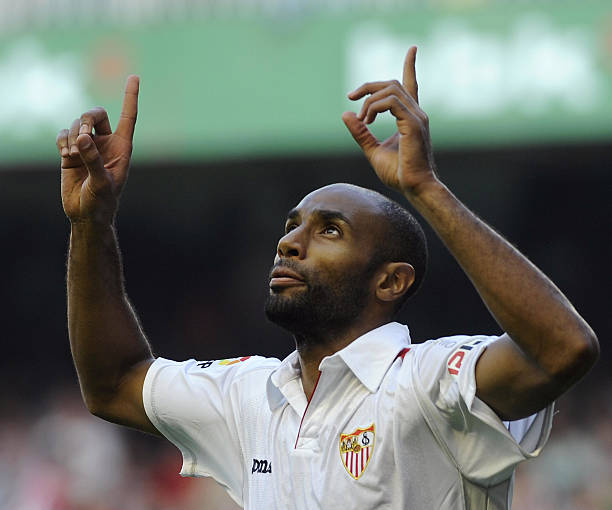 一脚定乾坤！解锁你的射门力量与精准度秘籍