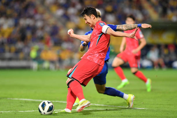 C罗在曼联、皇马、尤文的球衣号码选择解析