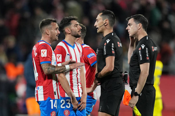 专业球员教你识别落叶球和电梯球的特征