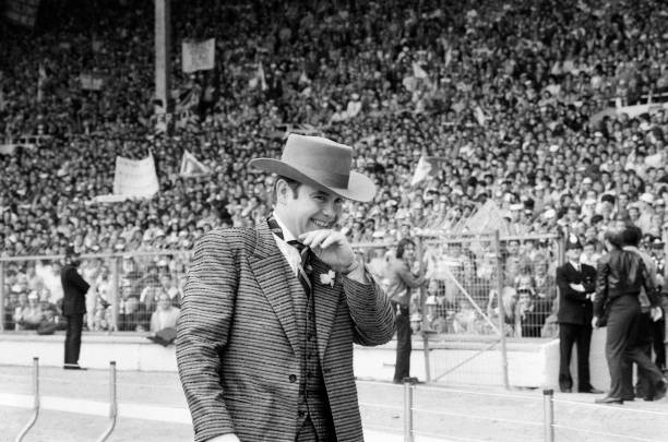 梅西在巴塞罗那的辉煌岁月：从青训到传奇