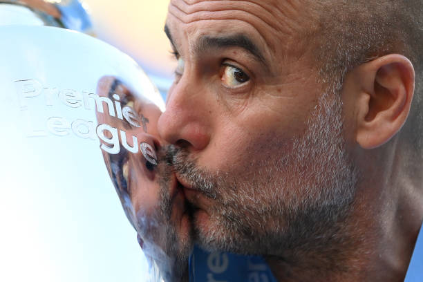 突出其历史地位,并将结果与个人数据挂钩