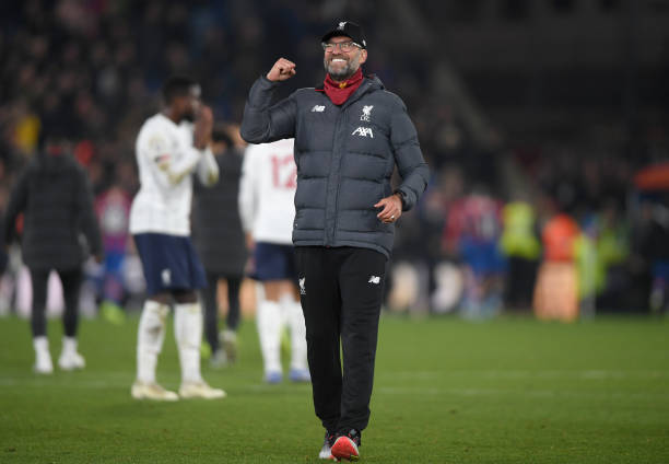 球迷必看：如何正确理解并讨论越位判罚？