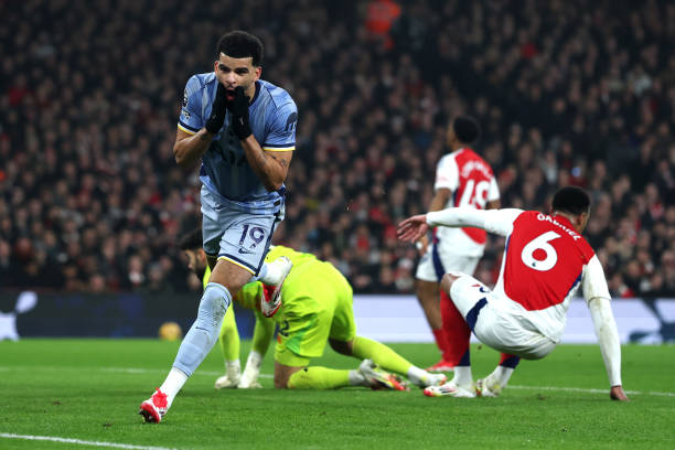 国家队排名解析:哪些因素影响球队积分?