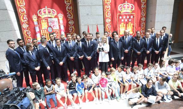 梅西的金球奖是否公开展示？独家揭秘他的私人收藏