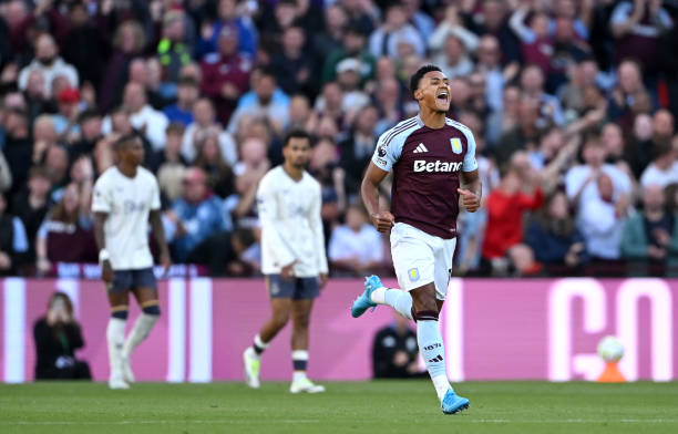 FIFA足球世界:求购成功后,球员多久到账?