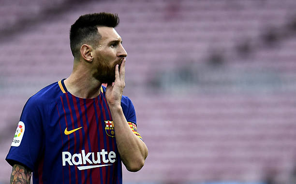 时代差异下的巨星对比：哈兰德与C罗的成就天花板