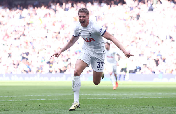 欧文与贝克汉姆：英格兰黄金一代的搭档回忆