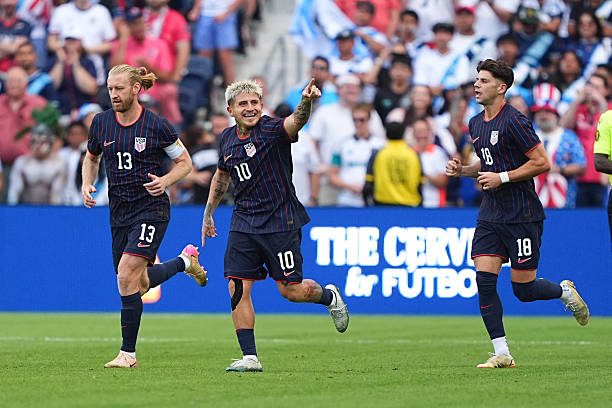 欧冠冠军最多的球员TOP10,谁才是真正的欧洲之王?