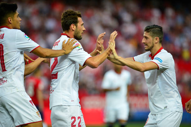 任意球与定位球:战术选择的关键因素