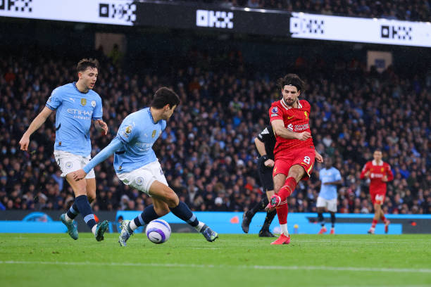 恒大足球场选址揭秘：究竟花落谁家？