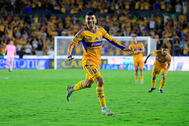 提高射门精准度！5种高效凌空射门训练方法视频教学